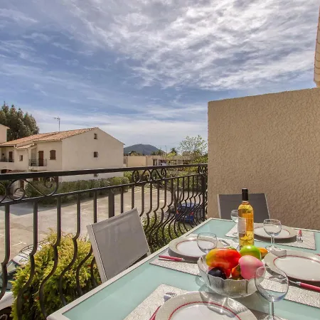 شقة Le Village-5 By Interhome *